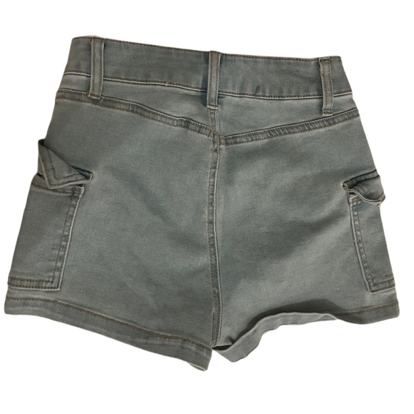 CARGO SHORTS - Picture 2 of 4